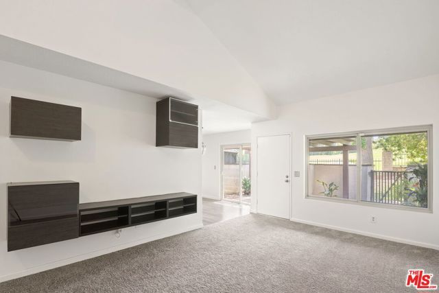 24817 Sand Wedge Lane, Santa Clarita, CA 91355
