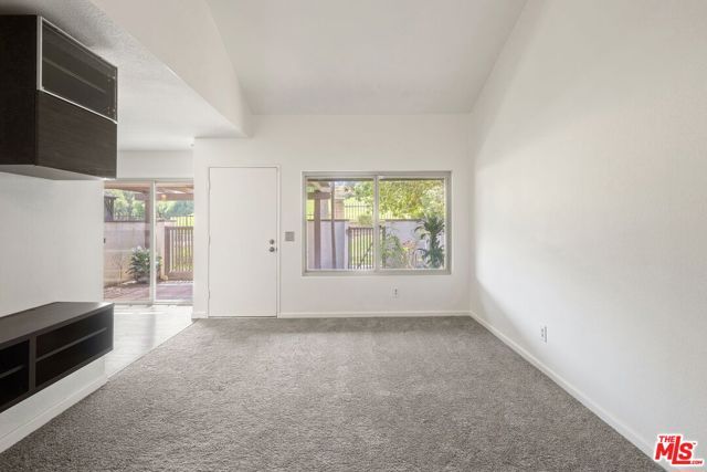 24817 Sand Wedge Lane, Santa Clarita, CA 91355