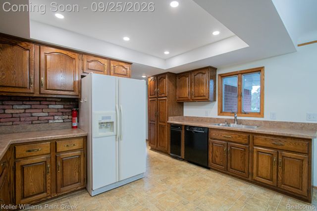 5030 Stellar Road, Shelby Charter Township, MI 48316