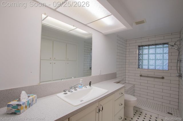 5030 Stellar Road, Shelby Charter Township, MI 48316