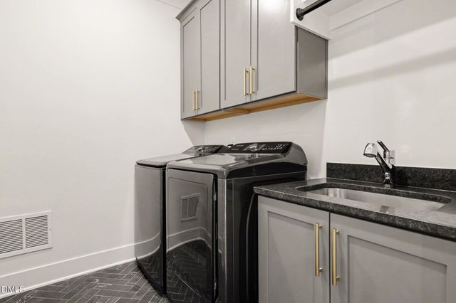 1812 Elderbank Drive, Apex, NC 27502