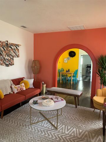202 E 5th Street, Dallas, TX 75203