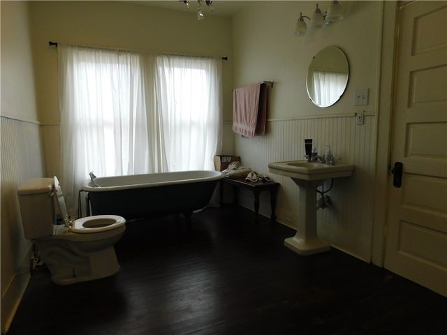 202 E 5th Street, Dallas, TX 75203