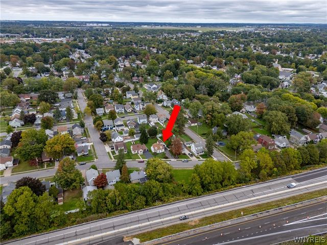 8512 Frontier Avenue, Niagara Falls, NY 14304