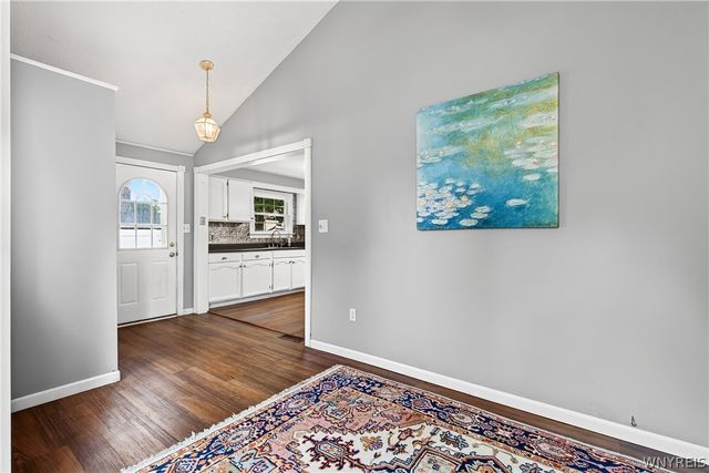 8512 Frontier Avenue, Niagara Falls, NY 14304