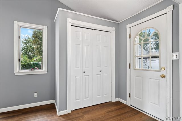 8512 Frontier Avenue, Niagara Falls, NY 14304