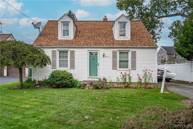 8512 Frontier Avenue, Niagara Falls, NY 14304