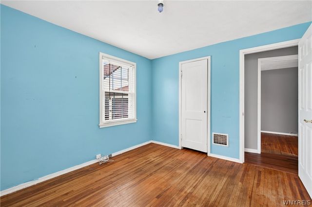 8512 Frontier Avenue, Niagara Falls, NY 14304