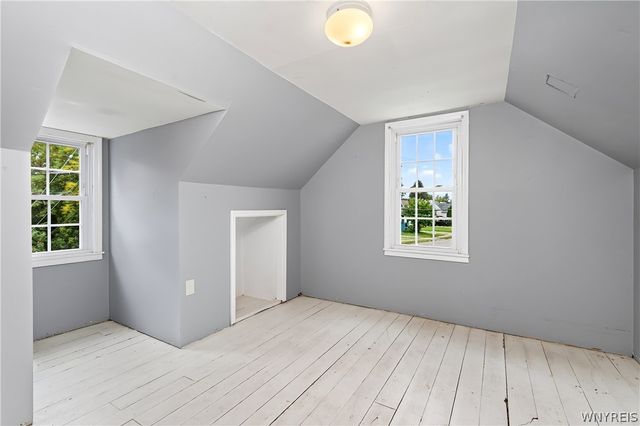 8512 Frontier Avenue, Niagara Falls, NY 14304