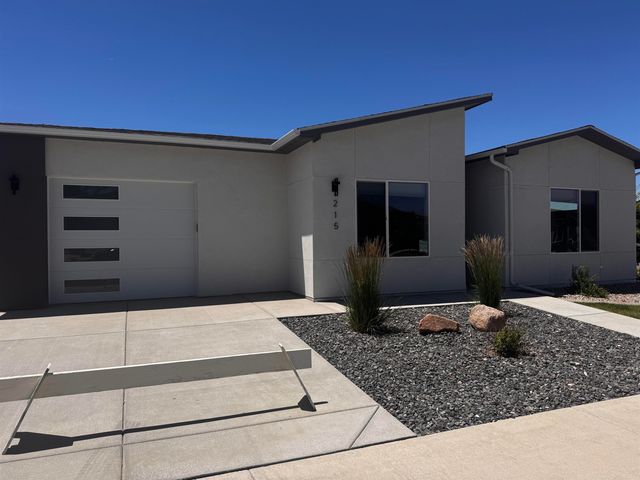215 Shadow Mesa Street, Grand Junction, CO 81503