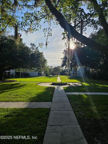4319 PLAZA GATE Lane, 202, Jacksonville, FL 32217