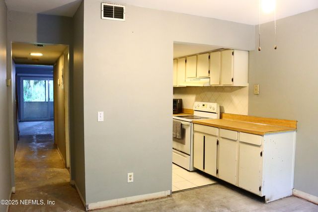 4319 PLAZA GATE Lane, 202, Jacksonville, FL 32217