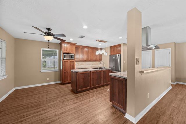 17330 Wellborne Road, Pearland, TX 77584