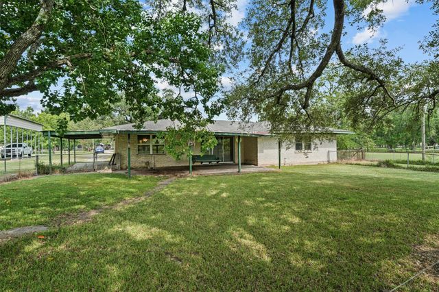 17330 Wellborne Road, Pearland, TX 77584