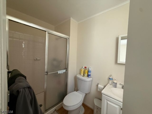 710 N Oaks Blvd, North Brunswick Twp., NJ 08902