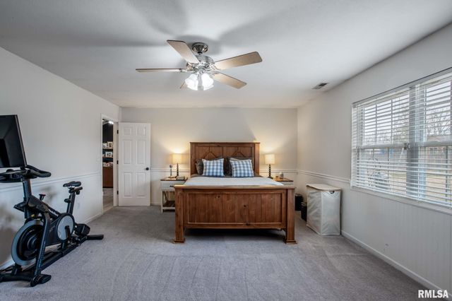 3021 Willow Branch Lane, Herrin, IL 62948