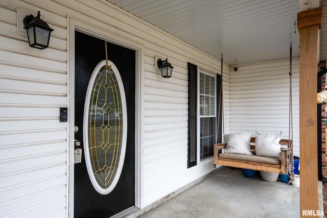 3021 Willow Branch Lane, Herrin, IL 62948