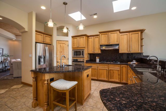 4600 Arlington Avenue NW, Albuquerque, NM 87114