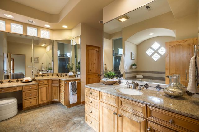 4600 Arlington Avenue NW, Albuquerque, NM 87114