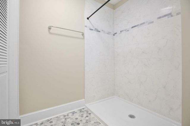 420 DUNMORE ST, Fredericksburg, VA 22401