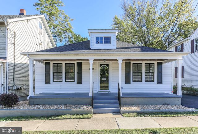 420 DUNMORE ST, Fredericksburg, VA 22401