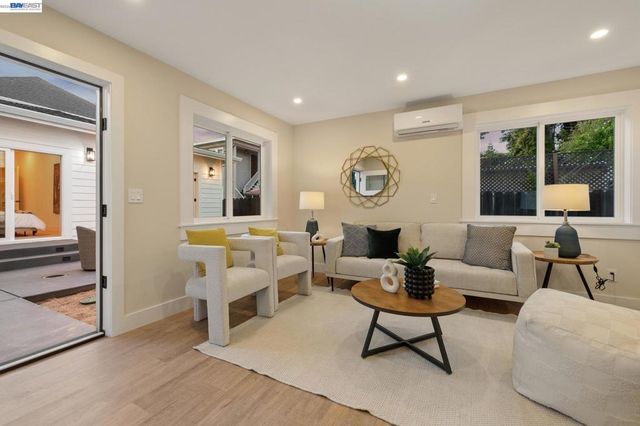 3029 WHEELER STREET, Berkeley, CA 94705