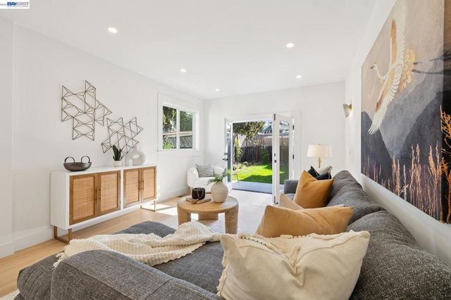3029 WHEELER STREET, Berkeley, CA 94705