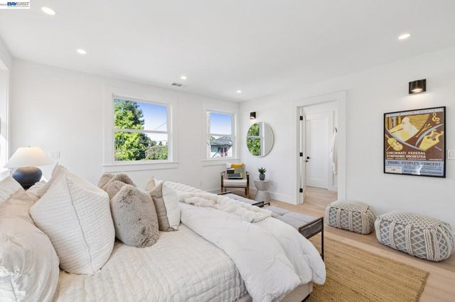 3029 WHEELER STREET, Berkeley, CA 94705