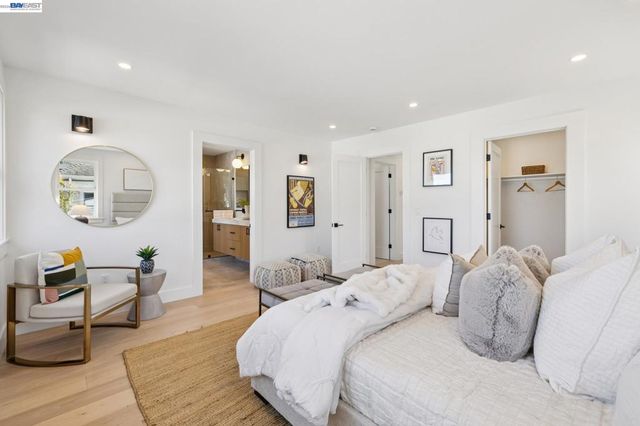 3029 WHEELER STREET, Berkeley, CA 94705
