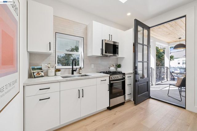 3029 WHEELER STREET, Berkeley, CA 94705