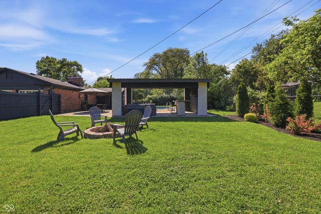 5016 E 65th Street, Indianapolis, IN 46220