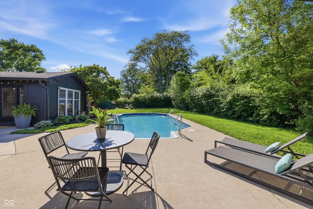 5016 E 65th Street, Indianapolis, IN 46220