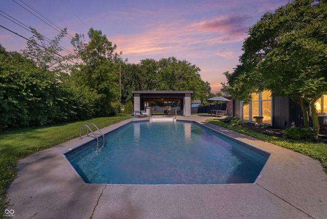 5016 E 65th Street, Indianapolis, IN 46220