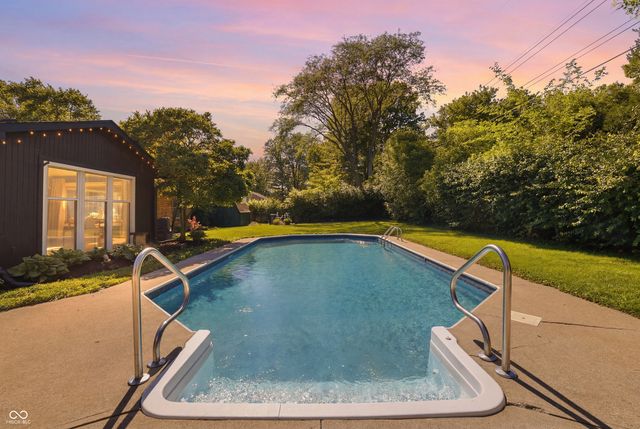 5016 E 65th Street, Indianapolis, IN 46220