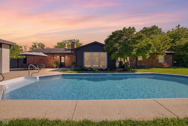 5016 E 65th Street, Indianapolis, IN 46220