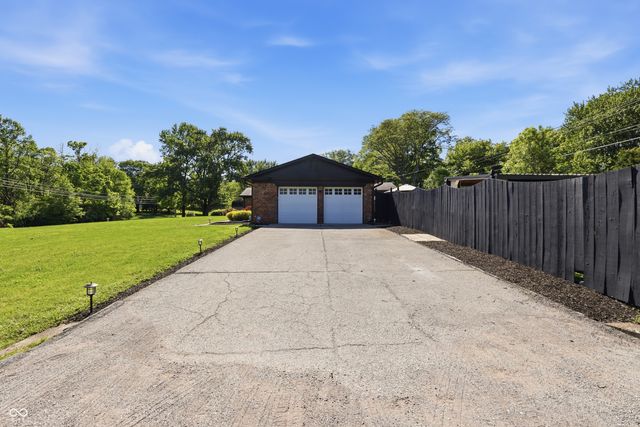 5016 E 65th Street, Indianapolis, IN 46220