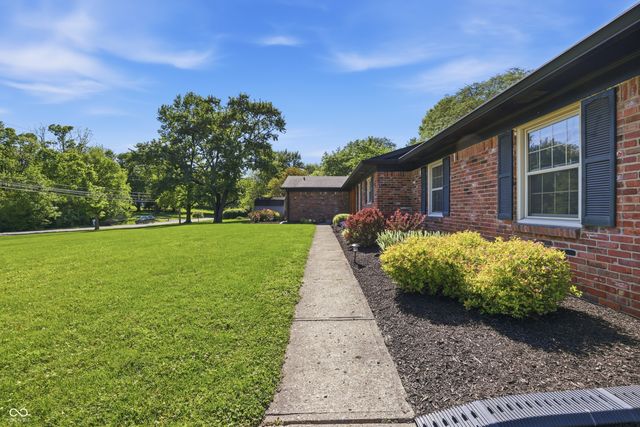 5016 E 65th Street, Indianapolis, IN 46220