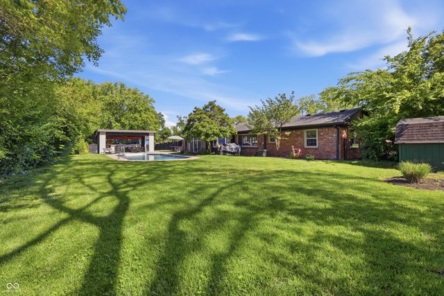5016 E 65th Street, Indianapolis, IN 46220