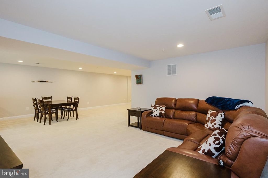 Image 60 of property listing at 355 TUFTON CIR, Fallston, MD 21047