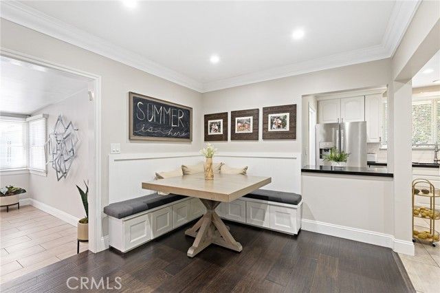 19438 Calvert Street, Tarzana (los Angeles), CA 91335