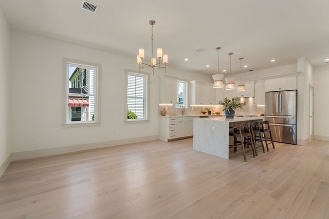 33 Fendale Ave, Boston, MA 02124