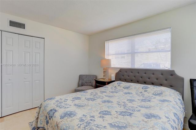 2212 NE 1st Way 101, Boynton Beach, FL 33435