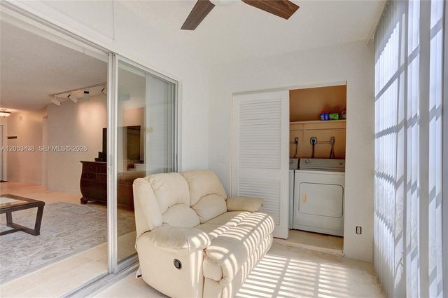 2212 NE 1st Way 101, Boynton Beach, FL 33435