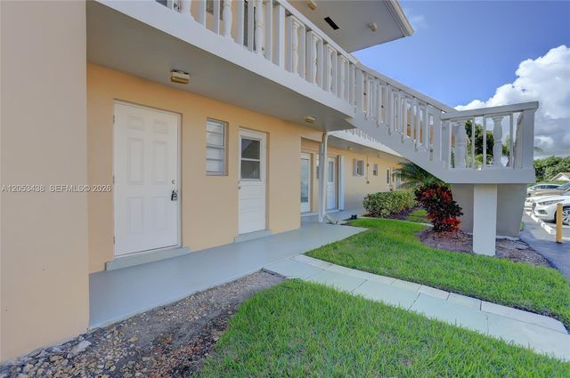 2212 NE 1st Way 101, Boynton Beach, FL 33435