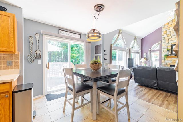 52657 Huntley Avenue, New Baltimore, MI 48047