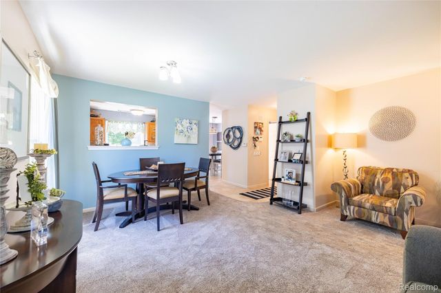 52657 Huntley Avenue, New Baltimore, MI 48047