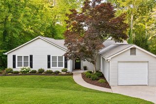 2252 Turtle Club Drive NE, Marietta, GA 30066