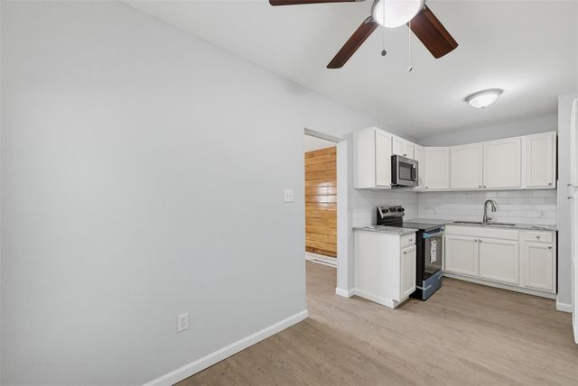 300 Emma Street B, Fort Worth, TX 76111