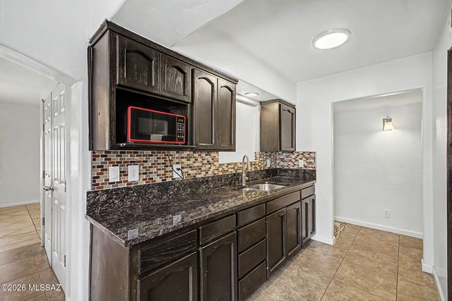 3024 W Tucker Street, Tucson, AZ 85746
