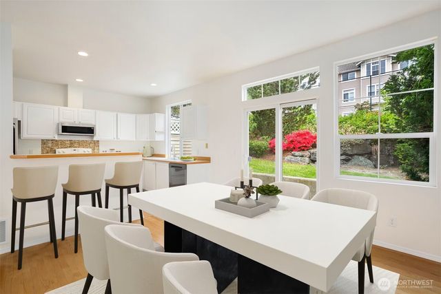 5301 164th Avenue SE, Bellevue, WA 98006